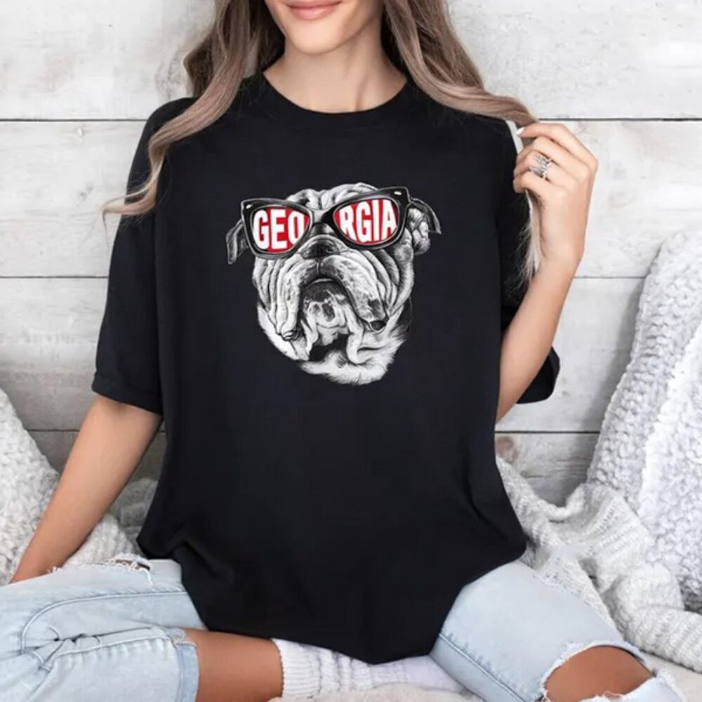 Bulldogs Football Shirt – Cute Dog Mascot Tee & Game Day Gift for Fans